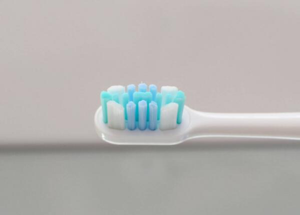 電動牙刷的刷頭如何消毒？電動牙刷頭消毒靠譜的方式介紹