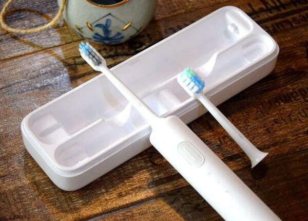 電動牙刷沒開封放久了電池會壞嗎？電動牙刷使用注意事項解析